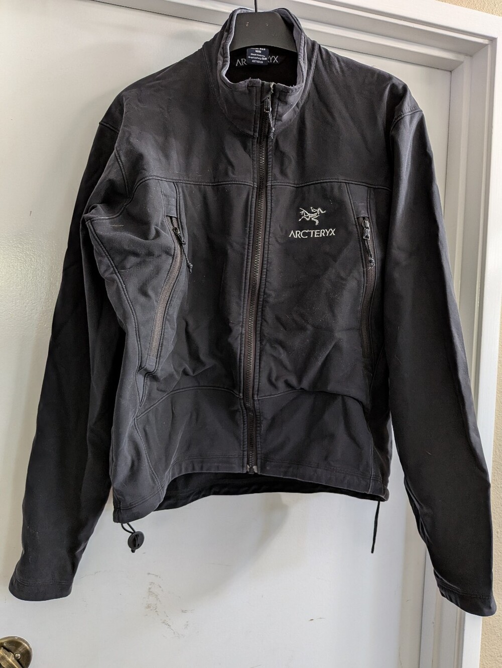 Arc'teryx Men's Black Lightweight Softshell Jacket Size Medium